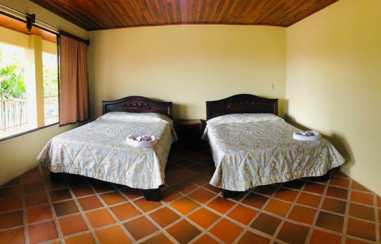Arenal Backpackers Resort La Fortuna المظهر الخارجي الصورة